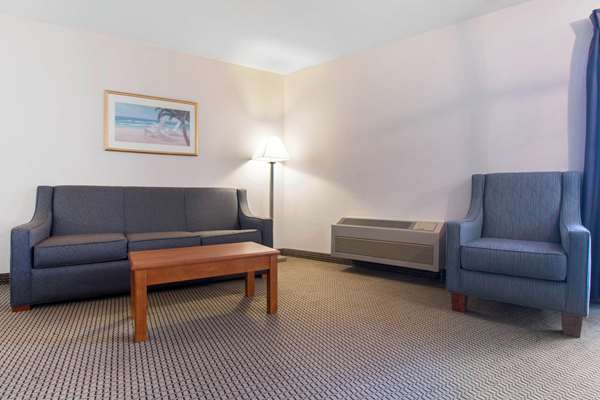 Suite - Quality Inn & Suites Redwood Coast Crescent City