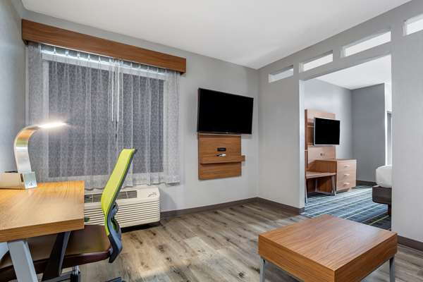 Suite - Quality Inn & Suites Livermore