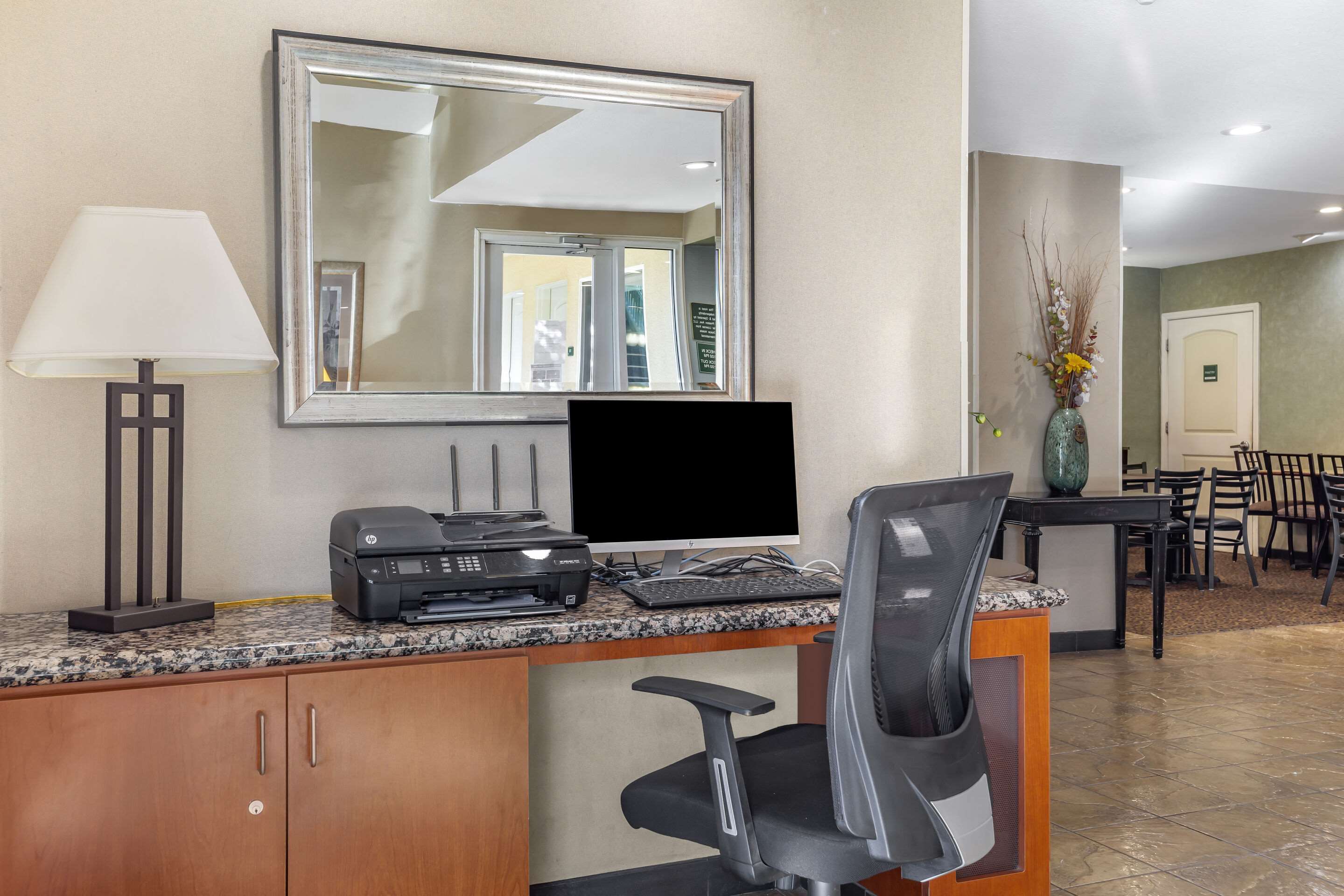 Business center | Quality Inn & Suites
