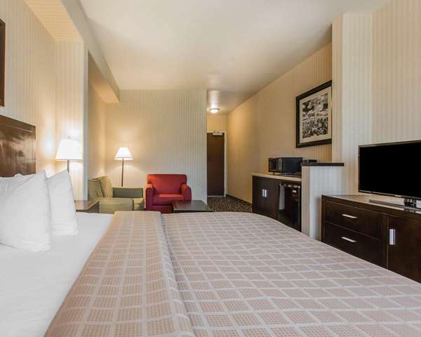 Suite - Quality Inn Rosemead