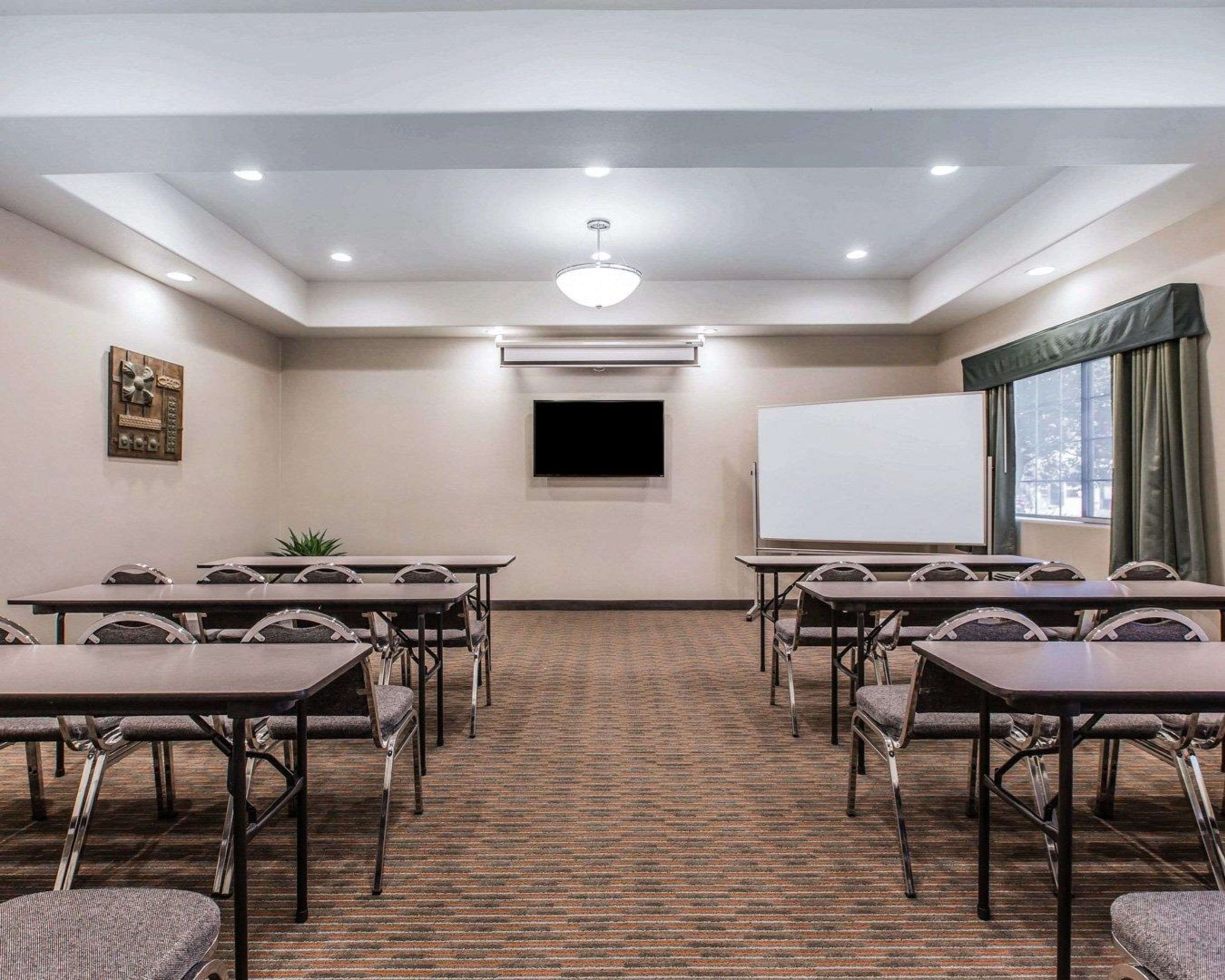 Meeting room | Quality Inn Rosemead - Los Angeles
