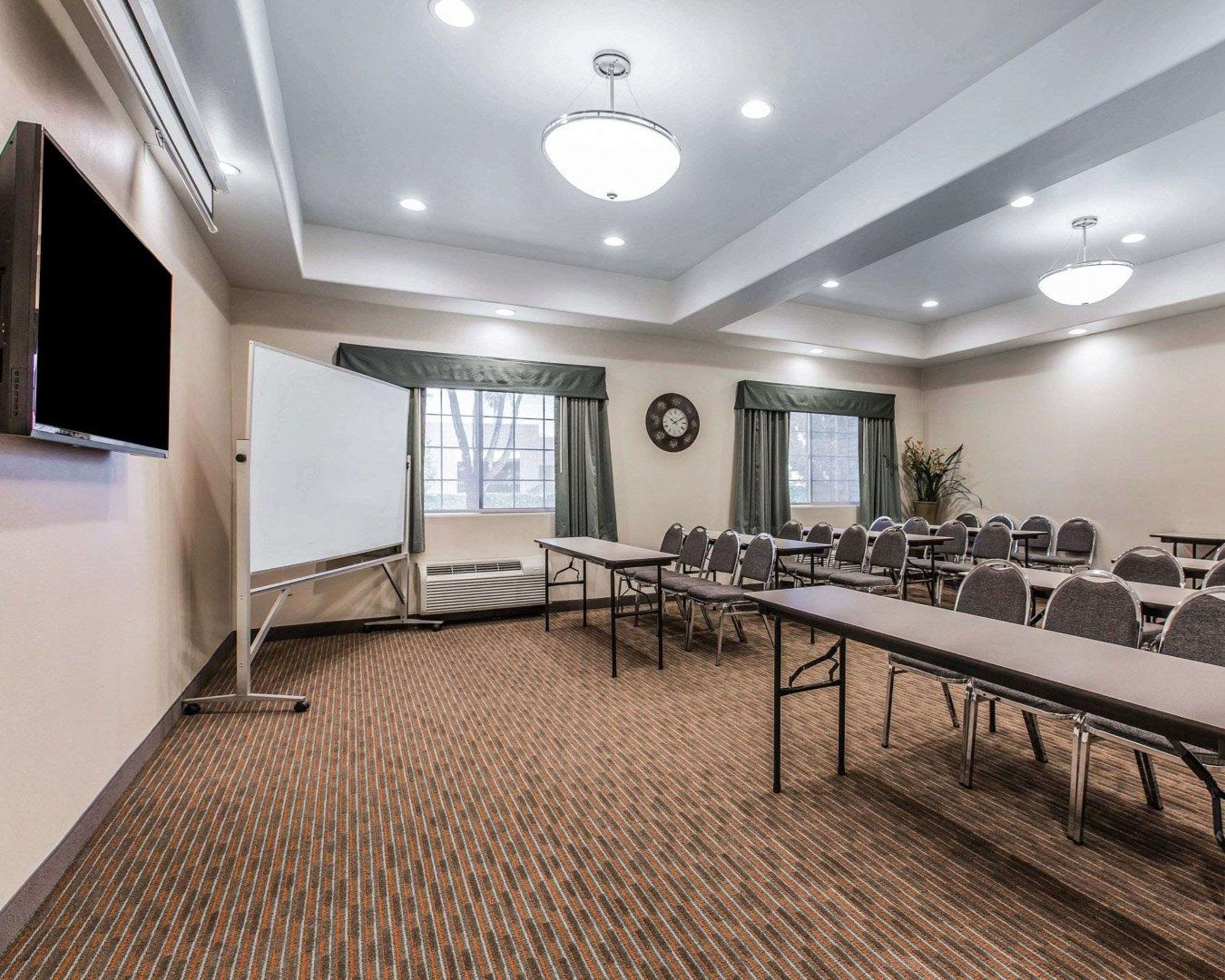 Meeting room | Quality Inn Rosemead - Los Angeles