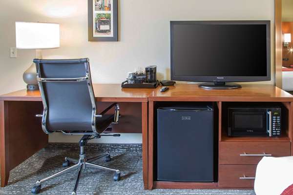 Suite - Comfort Inn & Suites SFO Airport South San Francisco