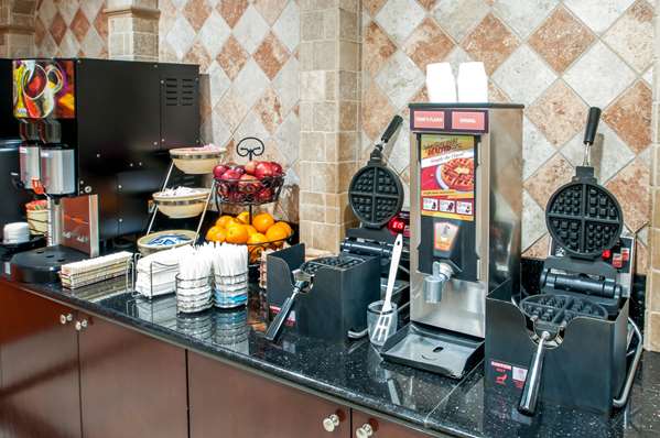 Amenities - Rodeway Inn Qualcomm Stadium San Diego