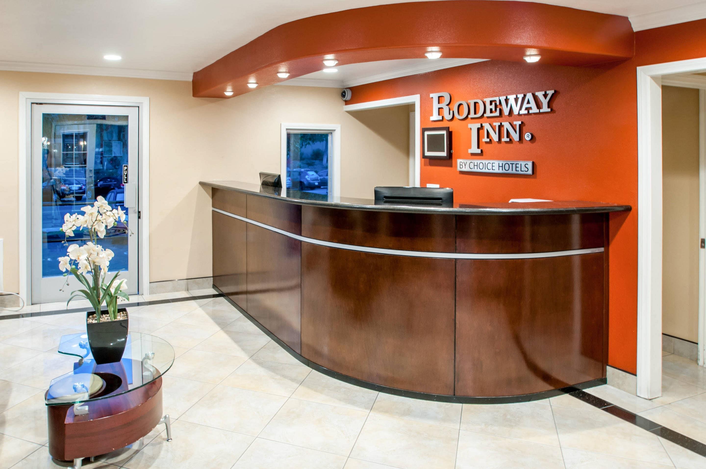 Front desk with friendly staff | Rodeway Inn San Diego Mission Valley/SDSU