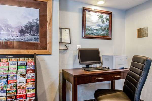 Conference Area - Clarion Hotel Humboldt Bay Eureka