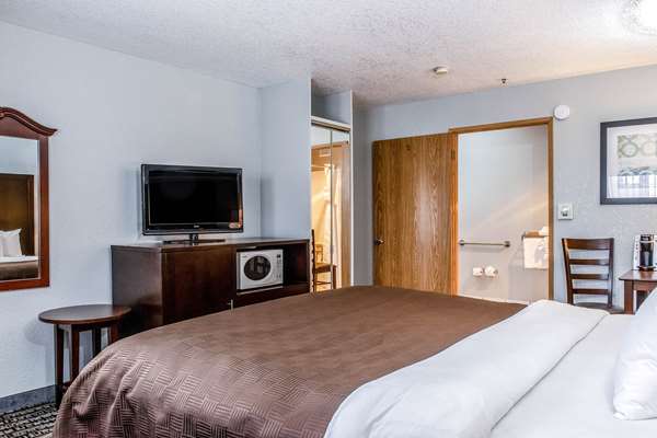  - Clarion Hotel Humboldt Bay Eureka