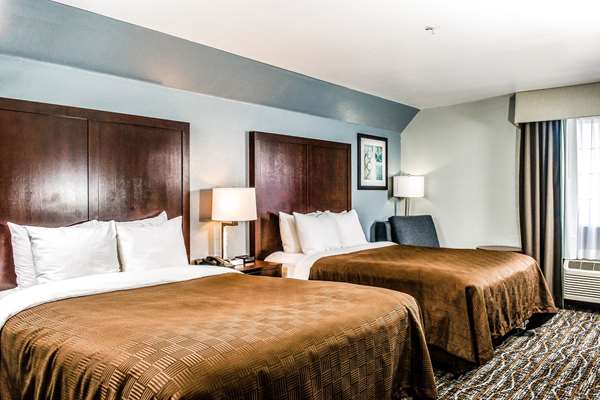  - Clarion Hotel Humboldt Bay Eureka