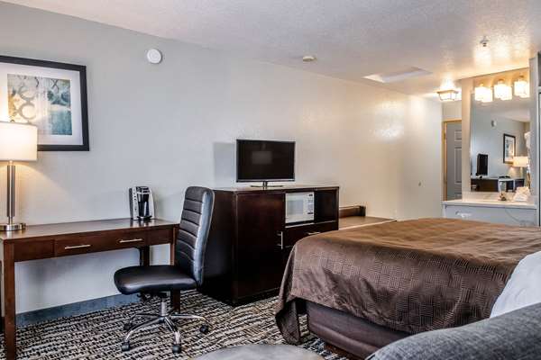  - Clarion Hotel Humboldt Bay Eureka