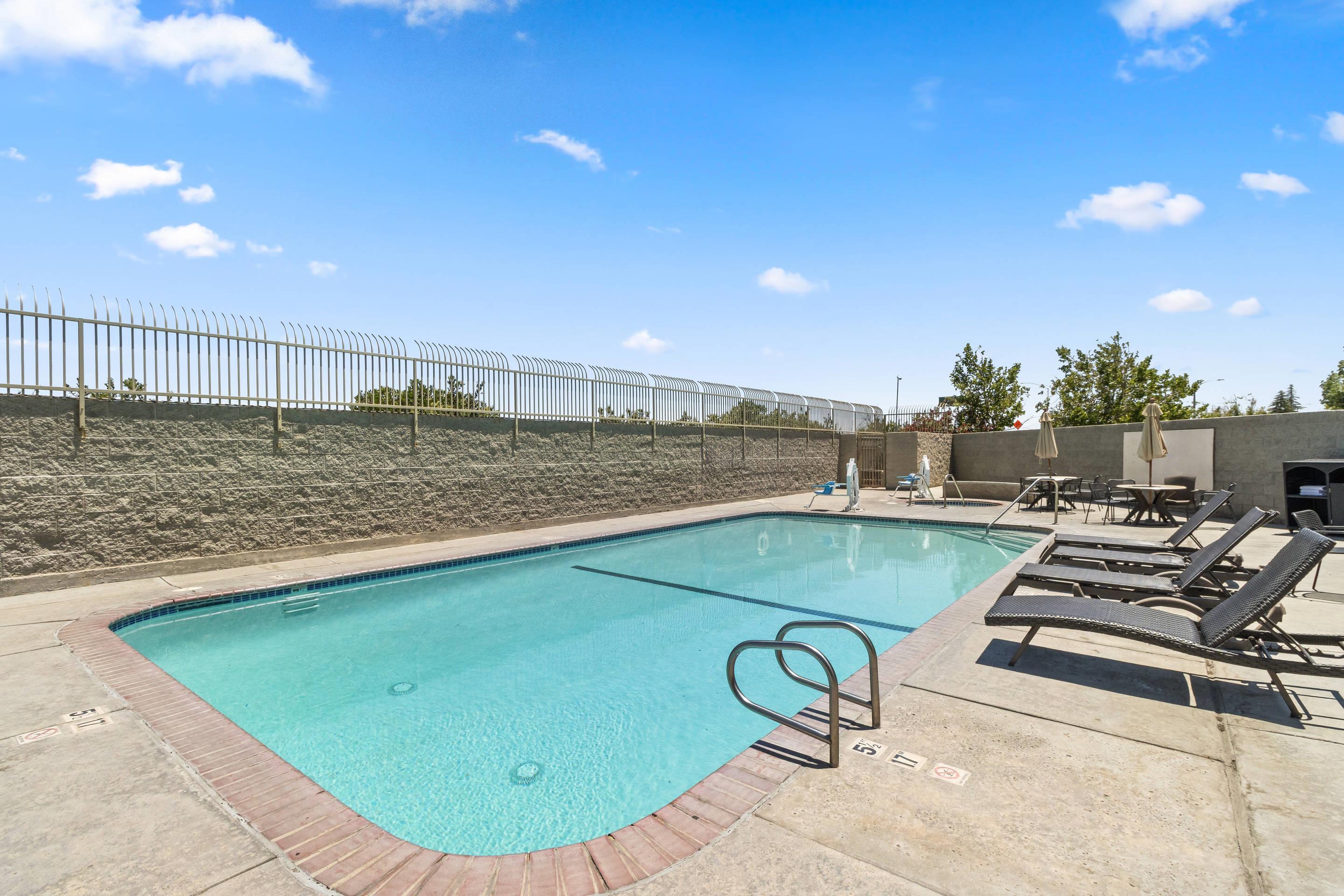 Outdoor pool | Comfort Inn & Suites Lancaster Antelope Valley
