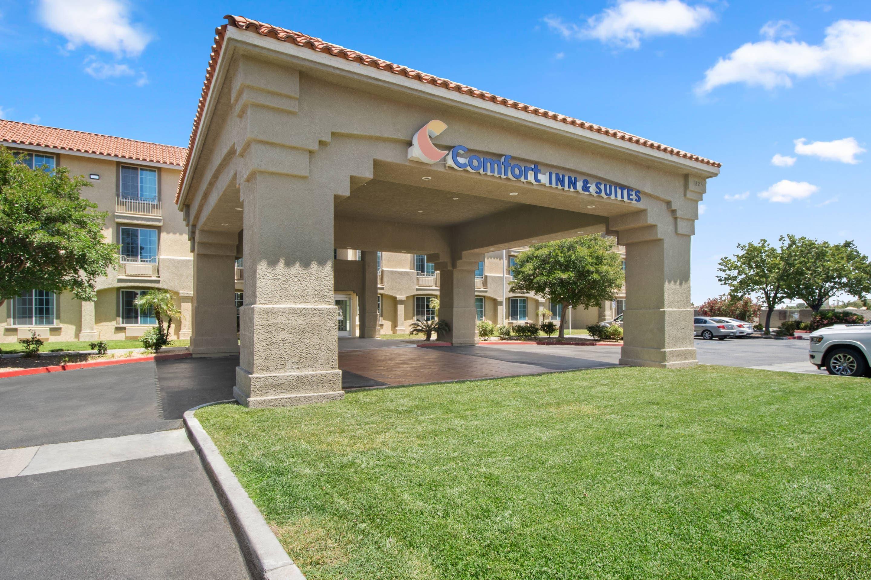 Hotel exterior | Comfort Inn & Suites Lancaster Antelope Valley