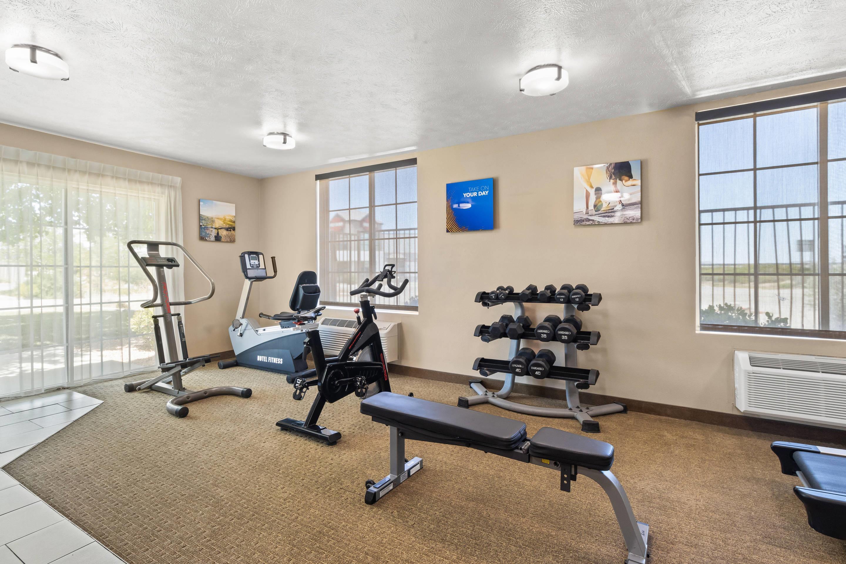 Fitness center | Comfort Inn & Suites Lancaster Antelope Valley