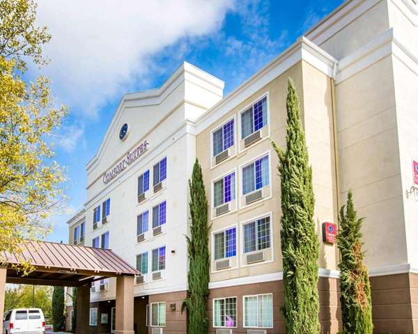 Exterior view - Comfort Suites Clovis