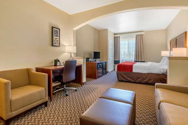 Suite - Comfort Inn & Suites Galt