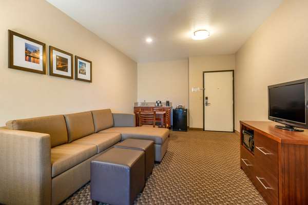 Suite - Comfort Inn & Suites Galt