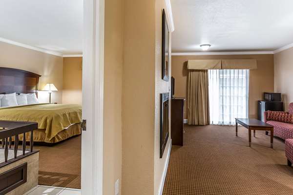 Suite - Quality Inn San Simeon