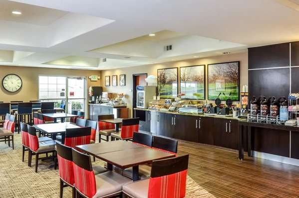 Amenities - Comfort Suites Turlock - CA 99, Exit 214