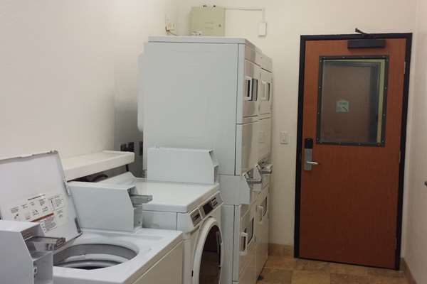 Amenities - Comfort Suites Turlock - CA 99, Exit 214