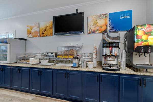 Amenities - Comfort Inn Carmel