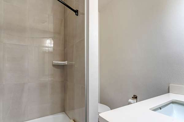  - Comfort Inn Carmel