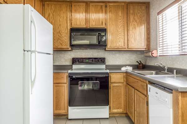 Suite - Quality Inn Half Moon Bay