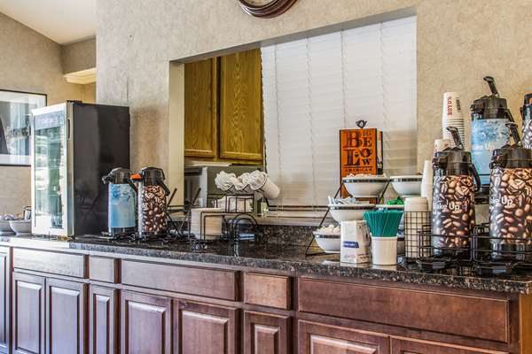 Amenities - Quality Inn Half Moon Bay