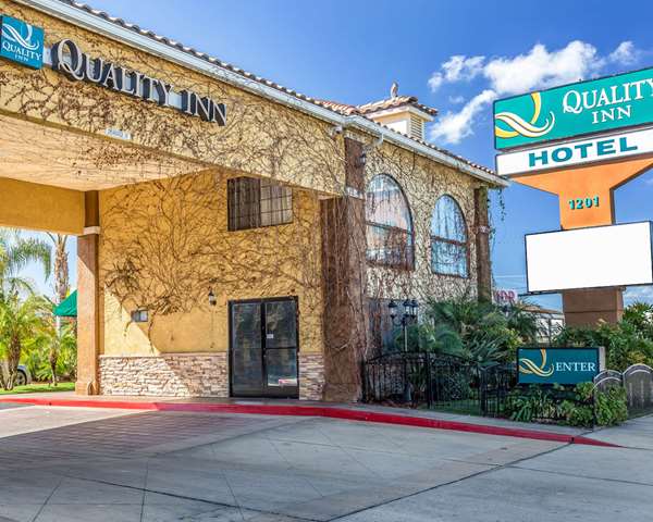 Exterior view - Quality Inn Hemet