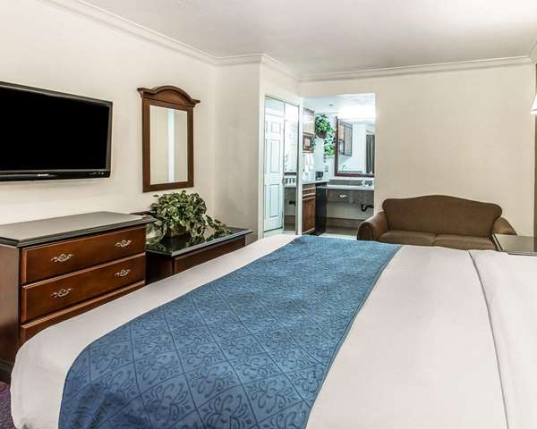  - Quality Inn Hemet