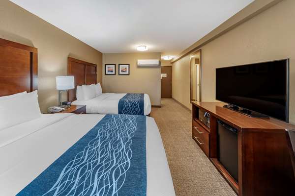 - Comfort Inn Ventura - US 101, Exit 68