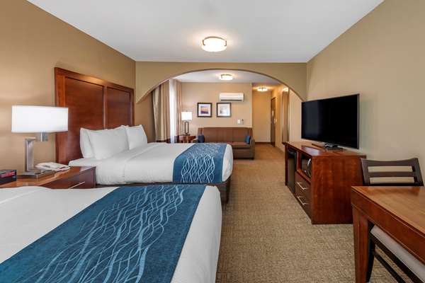  - Comfort Inn Ventura - US 101, Exit 68