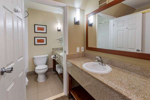 Suite - Comfort Inn Ventura - US 101, Exit 68