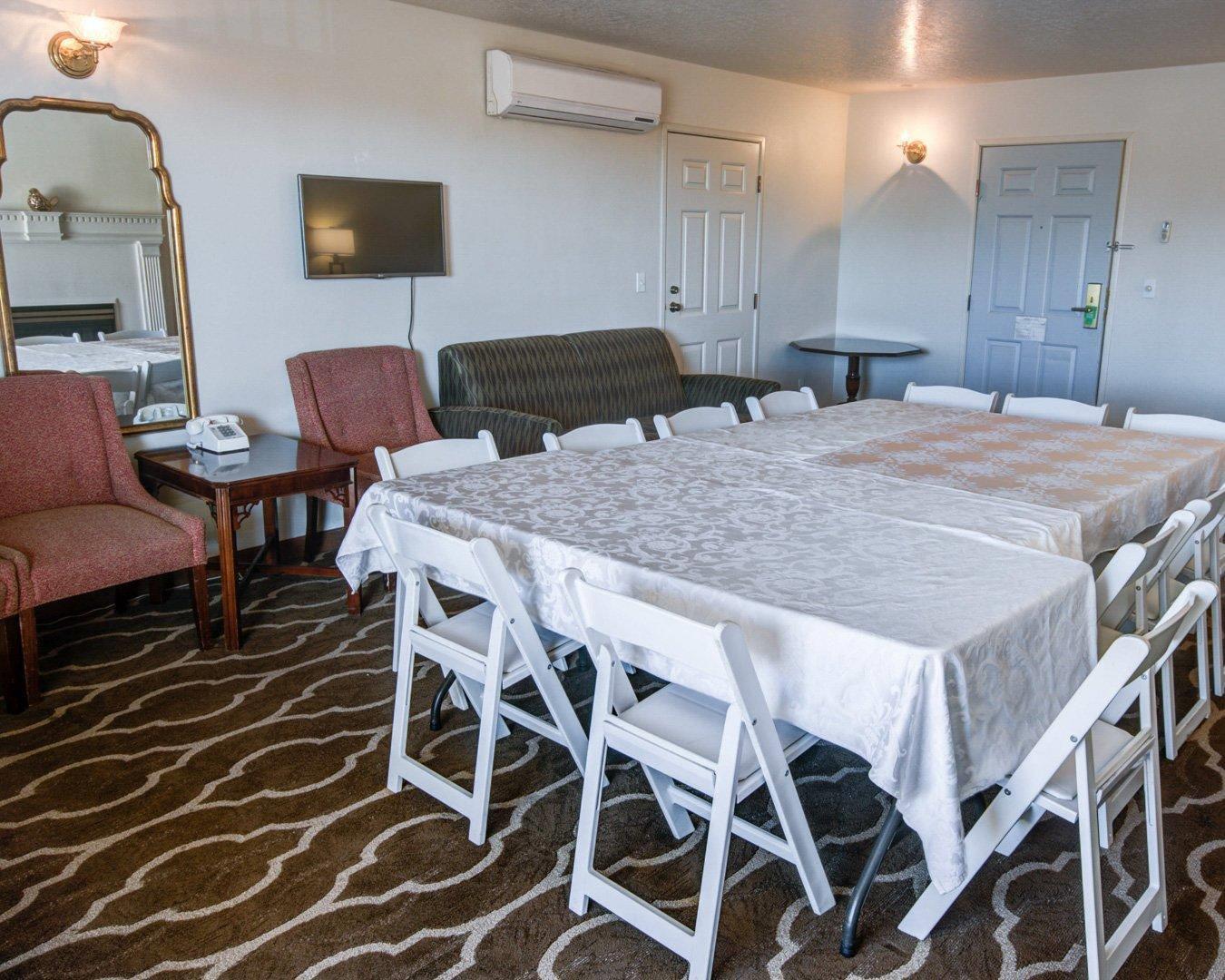 Meeting room | Comfort Inn Redding