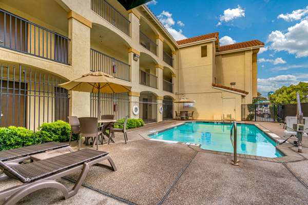 Pool - Comfort Inn Cordelia Fairfield - I-80, Exit 41