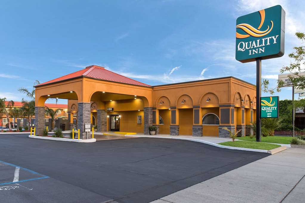 Quality Inn