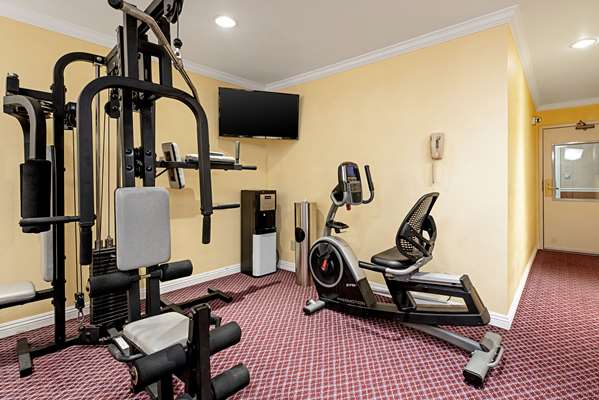 Fitness/ Exercise Room - Clarion Hotel Silicon Valley San Jose
