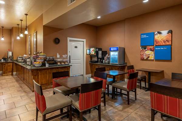 Amenities - Comfort Inn & Suites Ukiah