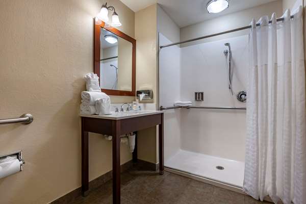  - Comfort Inn & Suites Ukiah