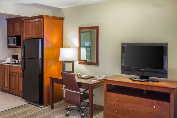  - Comfort Inn Hawthorne