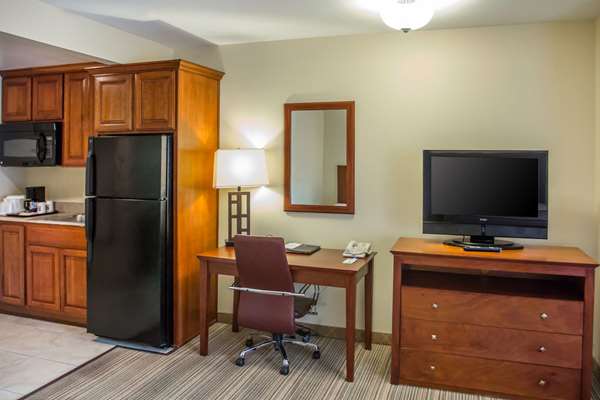  - Comfort Inn Hawthorne