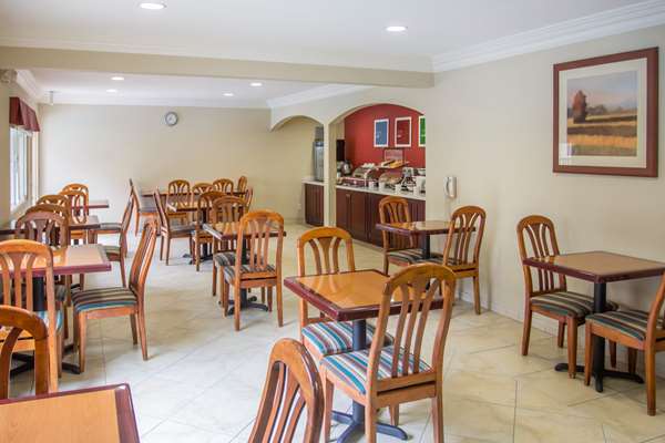 Amenities - Comfort Inn Hawthorne