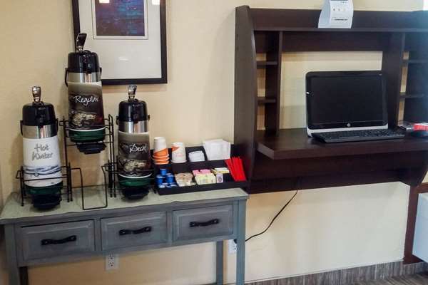  - Quality Inn Naval Base San Diego - I-5, Exit 12