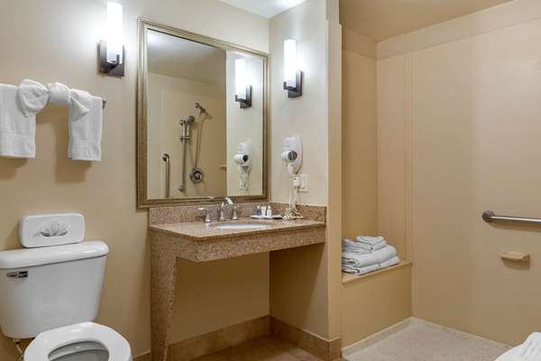  - Comfort Suites Barstow - I-15, Exit 178
