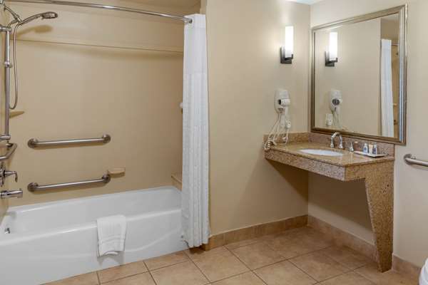  - Comfort Suites Barstow - I-15, Exit 178