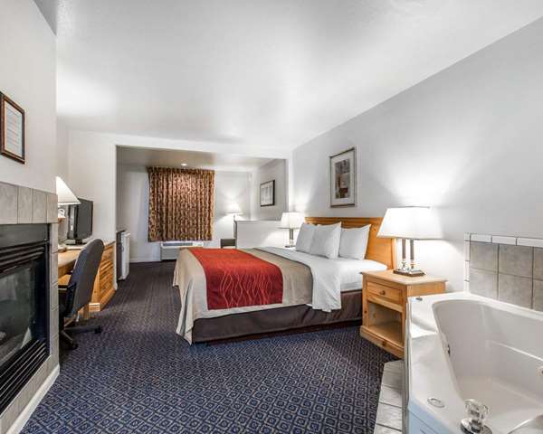 Suite - Comfort Inn Sequoia National Park Three Rivers