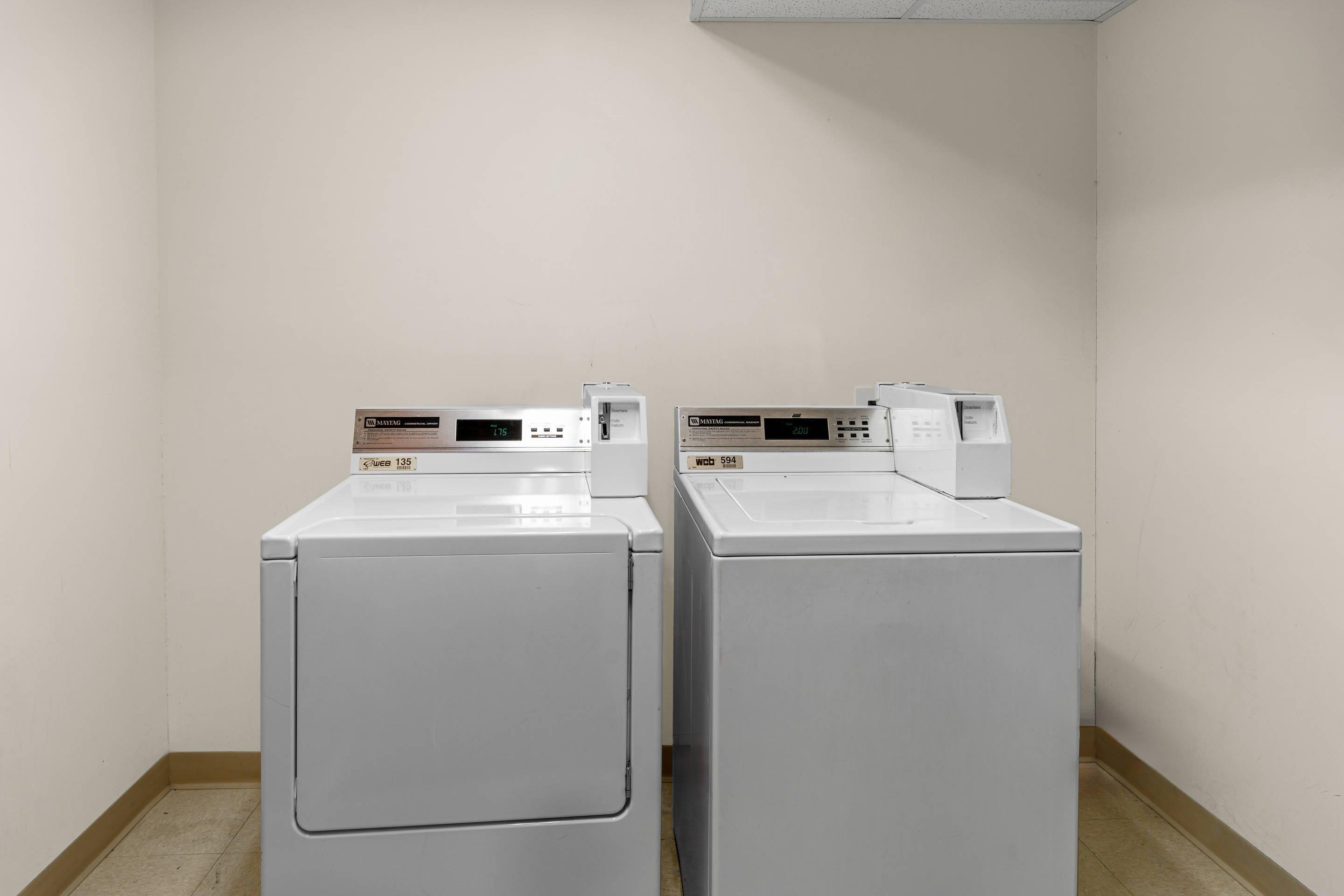Guest laundry facilities | Comfort Suites Vacaville-Napa Valley Area