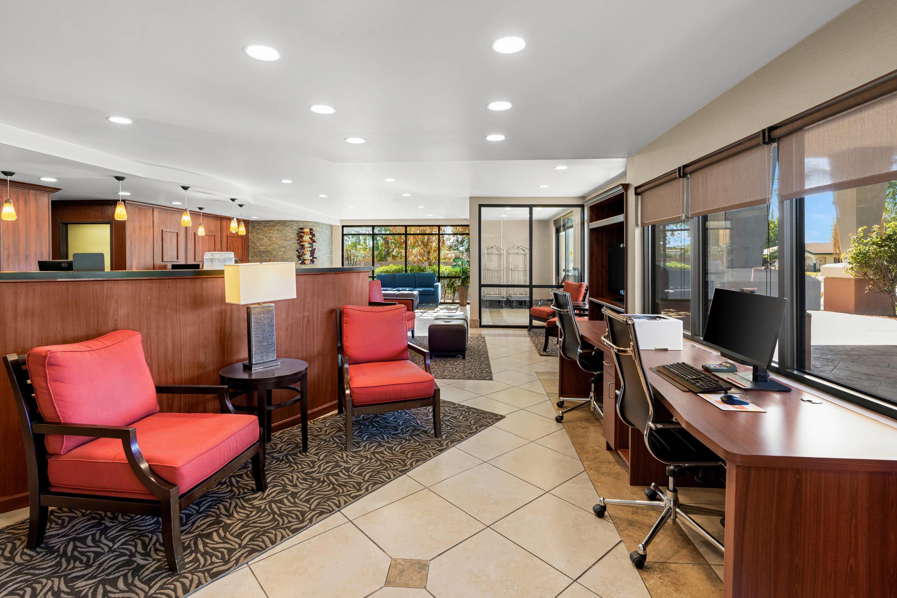 Business center | Comfort Suites Vacaville-Napa Valley Area