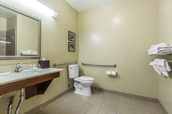  - Comfort Inn Pomona