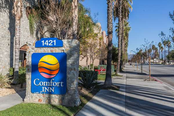 Exterior view - Comfort Inn Pomona