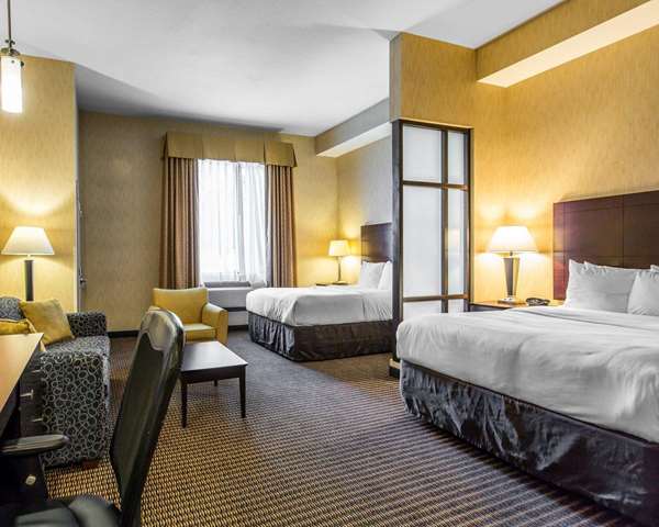 Suite - Comfort Suites La Puente