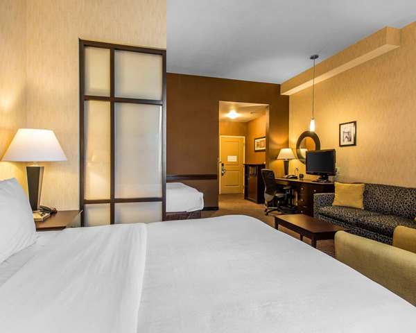 Suite - Comfort Suites La Puente